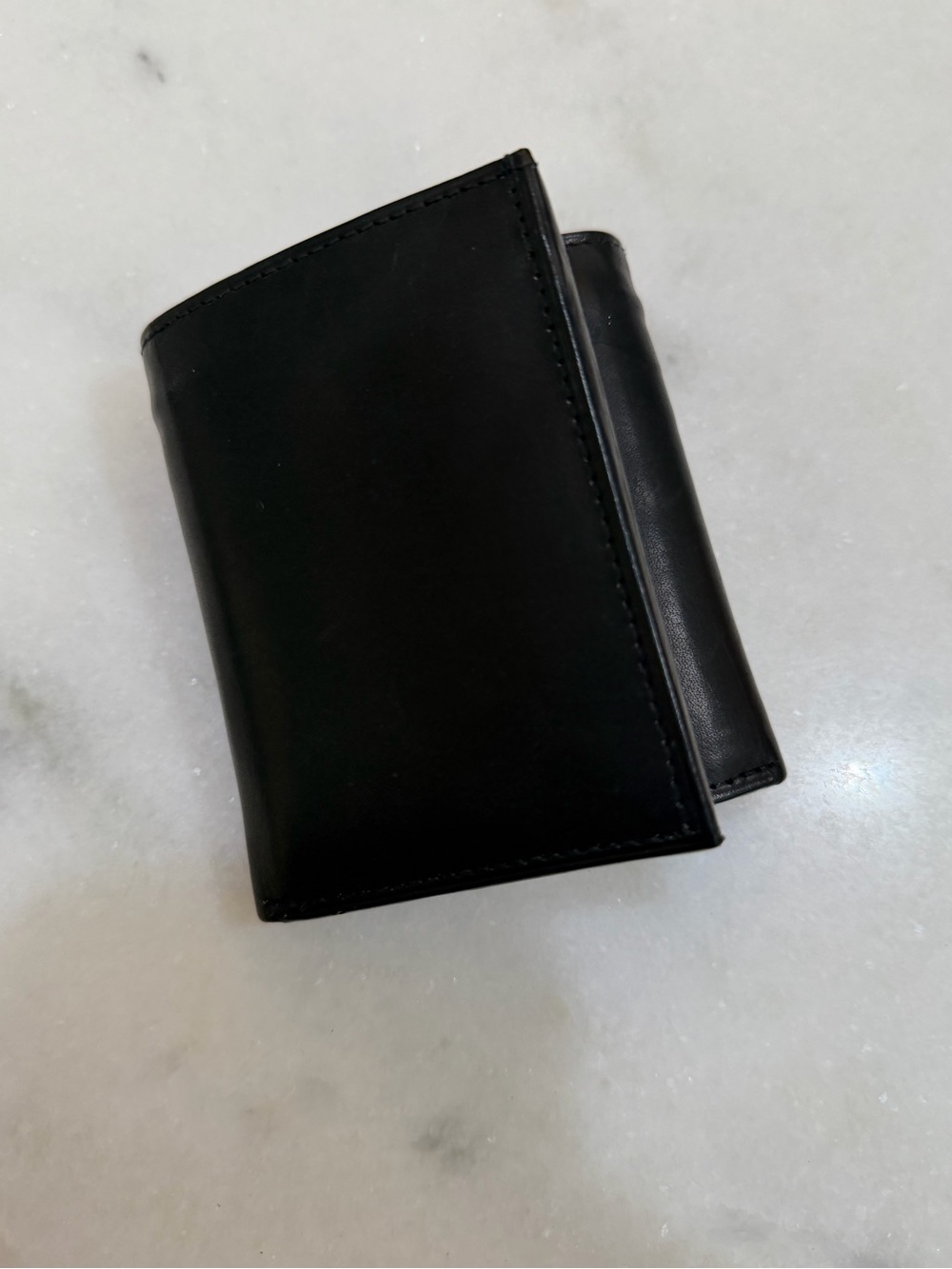 Men's Leather Tri-Fold Wallet with photo Pocket